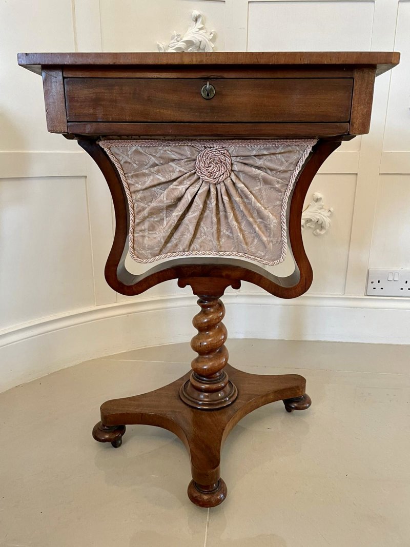 Quality Antique Freestanding William IV Rosewood Chess Top Sewing Table - Image 2